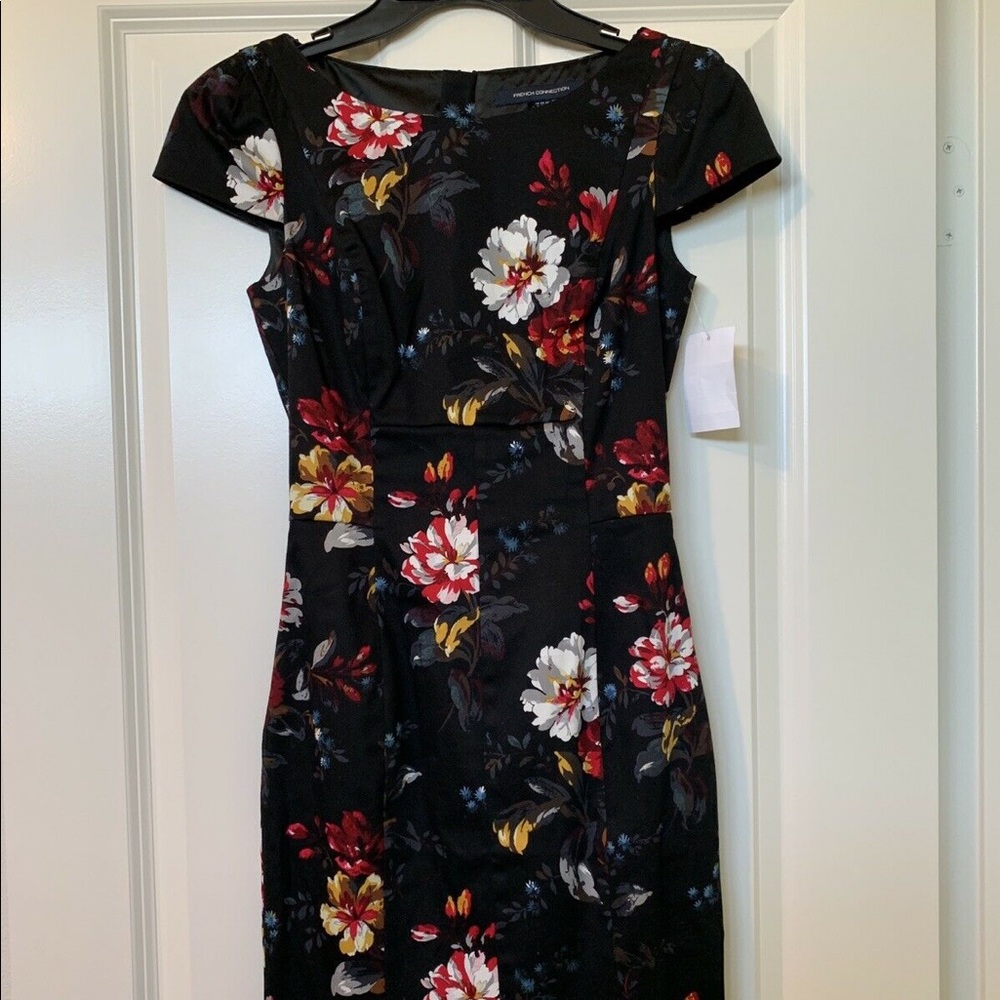 BNWT FRENCH CONNECTION floral dress size 0